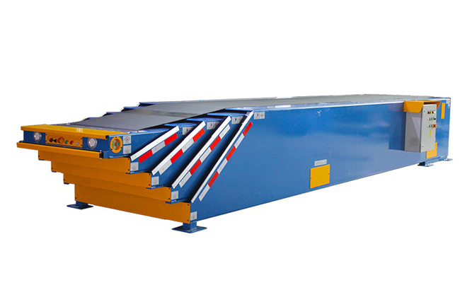 它可以在长度方向上自由伸缩，随时控制输送机的长度